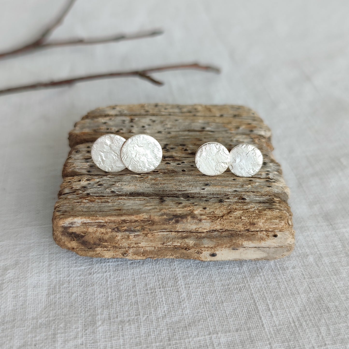 Round Rust Studs