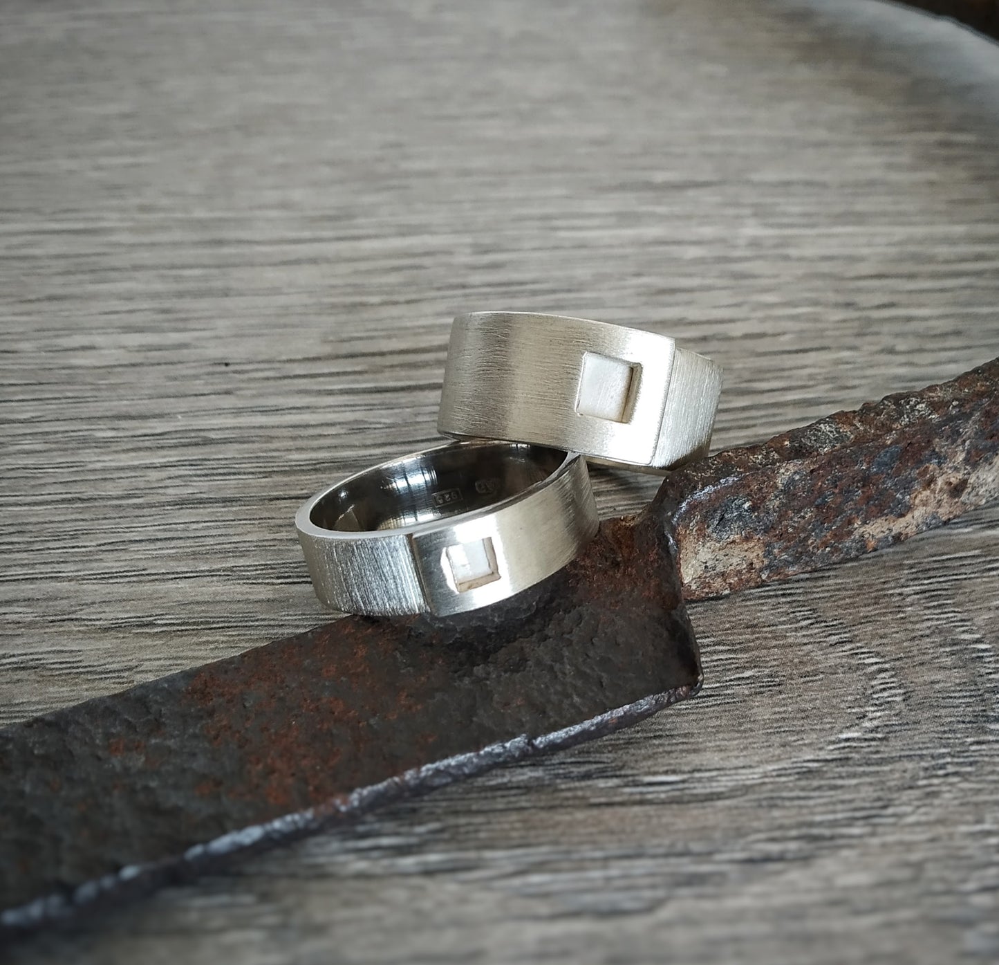Square n. 1 - Ring and Band