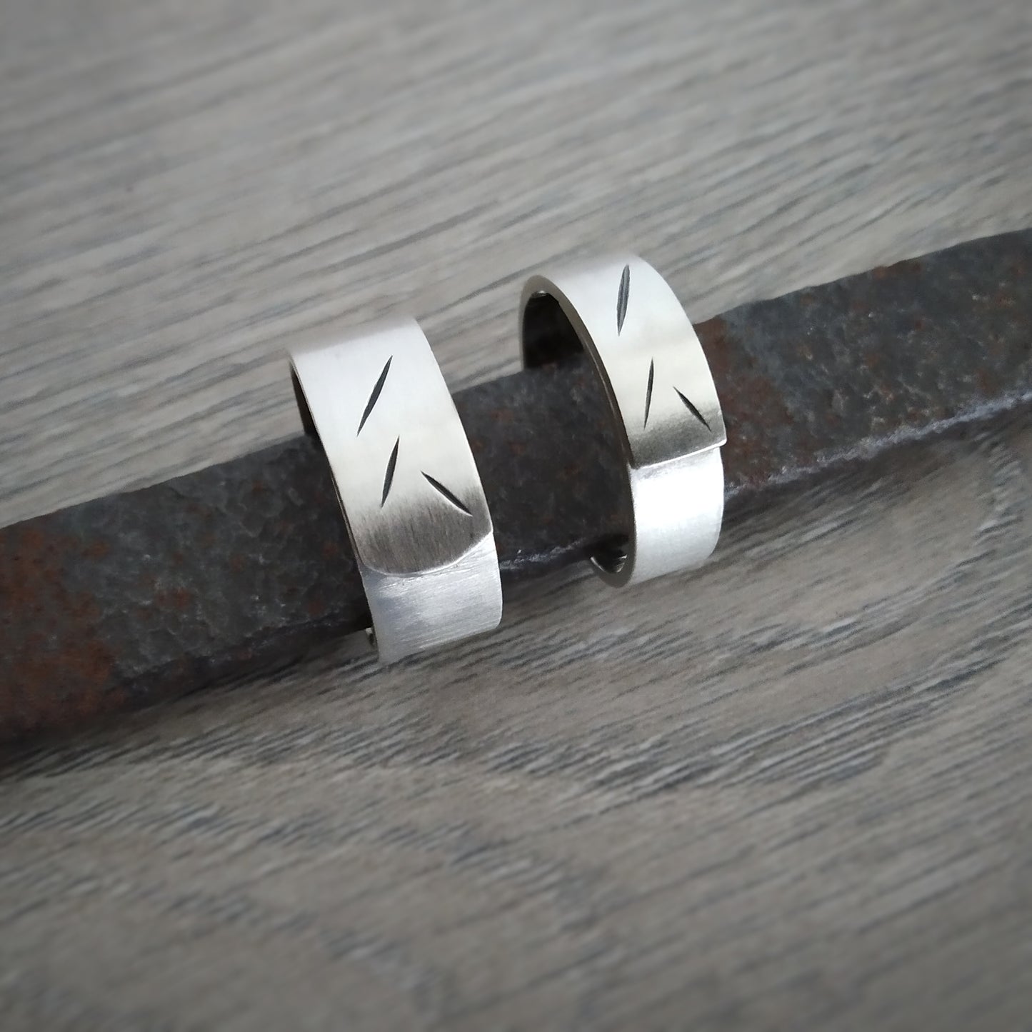 Cuts n. 1 anello e fascia alta